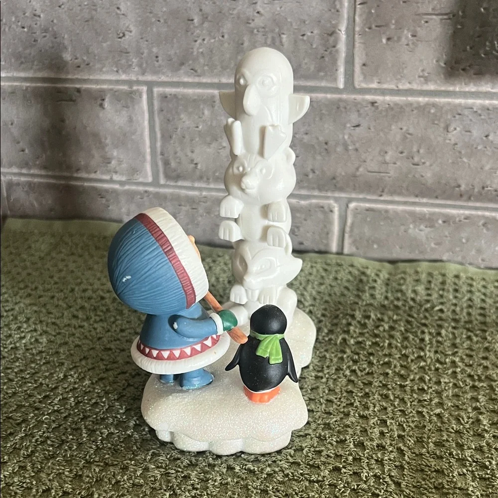 Vintage Hallmark 2016 Frosty Friends Figurine
